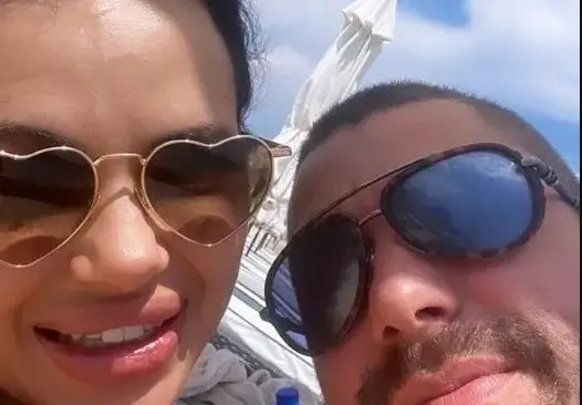 Мария пак се фука със снимки с Мирослав