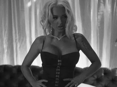 Марина Тошич превзема поп жанра с „Waistline“