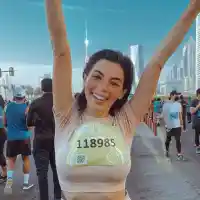 Mегз на маратон в Дубай