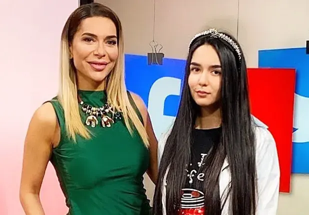 Михаела и Бони с нова порция песни