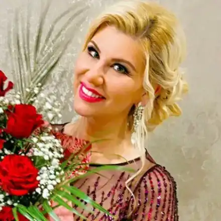 Нелина съкрушена: Баща ми си отиде за часове!