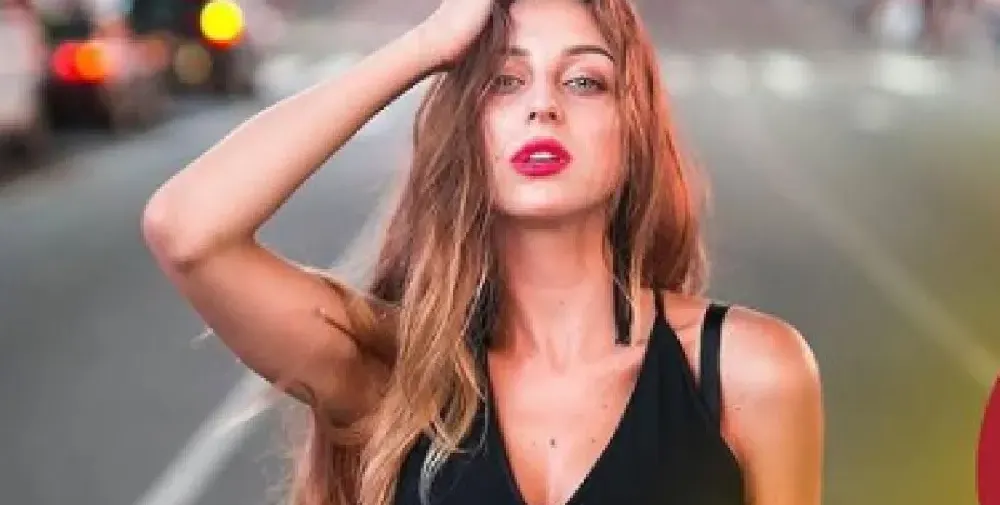 Паулина от Игри на волята се разсъблече в клип със скандален рапър