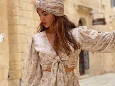 Райна още е на топло в Малта (СНИМКИ)