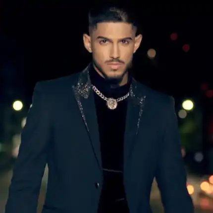 Роди се звезда! Футболист става чалга певец в „Пайнер“