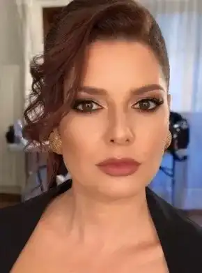 Сърчаджиева на турне в чужбина