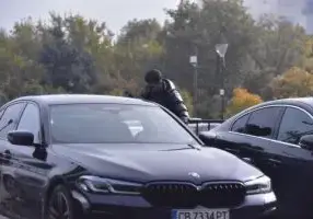 Сашо Кадиев смени не само жената, но и колата