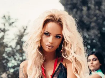 Сузанита ли е новата Мария Бакалова? (Ваксинирайте се и ще разберете)