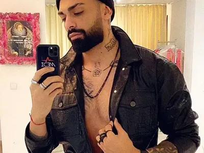 Тъп PR! Меди с различната резба въртял любовен триъгълник с Моника Валериева и Марина Борисова