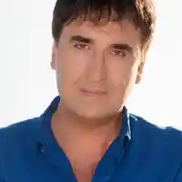 Веско Маринов няма пари за хосписа на майка си