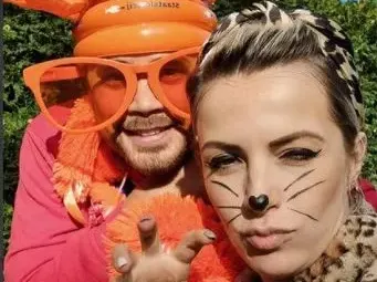 Вижте родните звезди на Хелиуин! НиЛо се облече като камериерка, Петканови станаха затворници (МНОГО СНИМКИ)