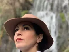Елена Петрова вече е на 46 години