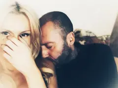 Мария Игнатова и Нойзи с меден месец под карантина