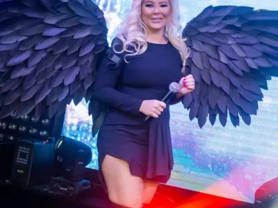 Андреа прецакана от Индира Радич
