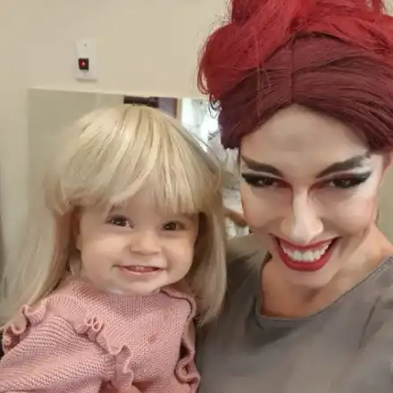 Биляна от „Откраднат живот” уреди щерка си в театъра