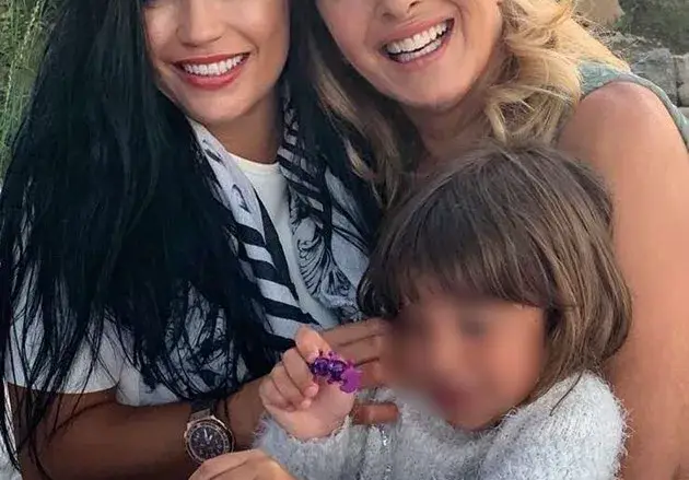 Бившата на Сашо Кадиев още нарича Катето Евро \"Мама\"