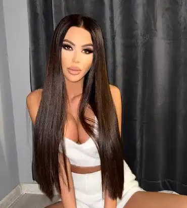 Бръмчалката Михаела Тодорова предпочита партньорите й да са „строг господар“