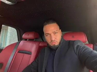 Джино Бианкалана търкаля „Ролс-Ройс“ в Чикаго