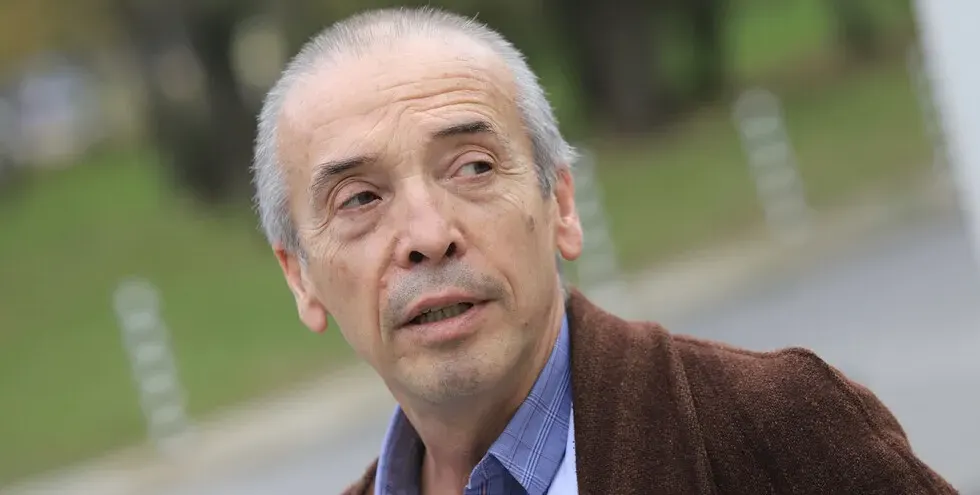 Ето това е терапията на Мангъров: 150 лв. за преглед, чай и бульон (Не издава касов бон, не поставя диагнози)