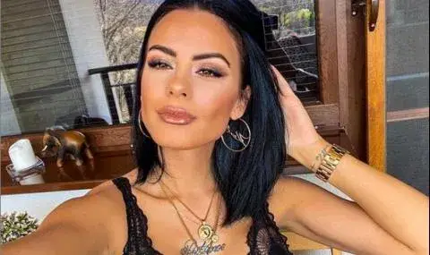 Глория във възторг от Цвети на Криско