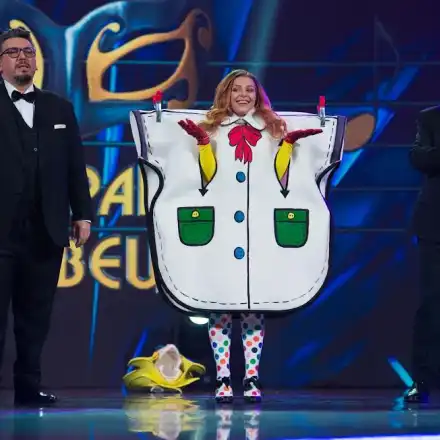 Госпожицата плачела под маската! Виктория Георгиева откровено за участието си в риалитито