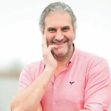 Юлиян Константинов закъса със здравето