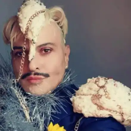 Иво Димчев репетирал над морга! Прави спектакъл, посветен на починалите в Пета градска болница