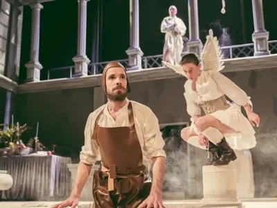 Изритаха скандалния Явор Бахаров от Военния театър