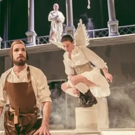 Изритаха скандалния Явор Бахаров от Военния театър