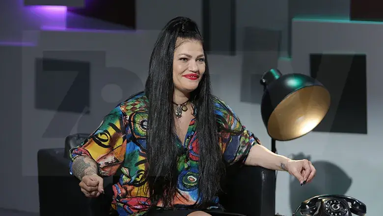 Жана Бергендорф: Влизам в клиника, не искам да свърша като Уитни Хюстън и Ейми Уайнхаус!