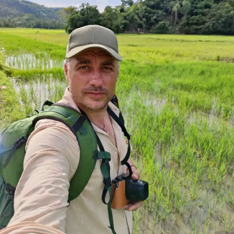 Карамазов се завърна към хобито си! Ще снима под вода