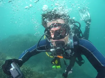 Карамазов се завърна към хобито си! Ще снима под вода