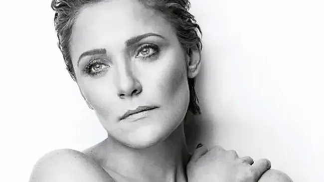 Койна Русева изгони гардовете на къщата си