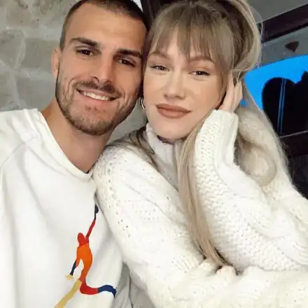 Комшия тормози футболистът Божидар Чорбаджийски! Приятелката му не може да спи от страх