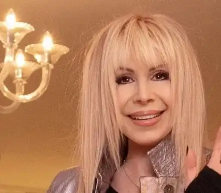 Лили Иванова взе 102 000 лева от два банкета! Бързи кредити я наеха заедно