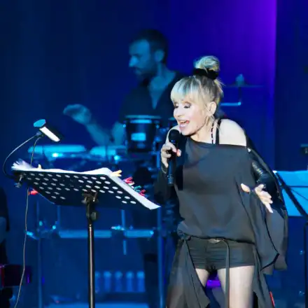 Лили купува къща с милиона от концертите в НДК