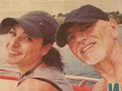 Милионер, последовател на Буда е новият министър на транспорта (Снимка на младата му половинка)