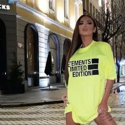 Наша плеймейтка бяга в САЩ