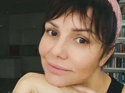 Не познаха Кали без грим