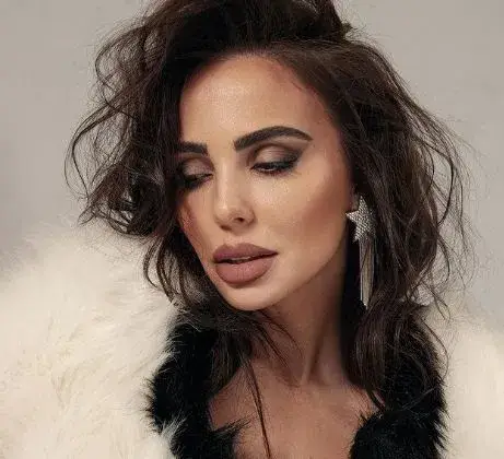 Николета освежи „задното окачване“,  Моника, Андреа, Мис Силикон също с нови „прасковки“ (Скандални СНИМКИ)