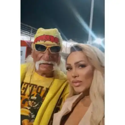 Нора Недкова се отърка в Хълк Хоган