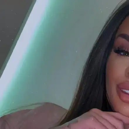 Нови зъби красят Сузанита! Певицата с усмивка като на Благо Джизъса