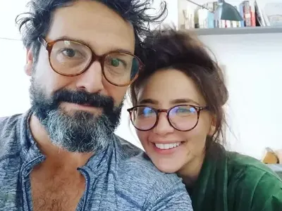 Новият на Елен Колева – странна птица като нея, нарича я „сладка идиотка“