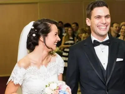 Новият шеф на НС Никола Минчев е женен за ослепителна красавица (СНИМКИ)