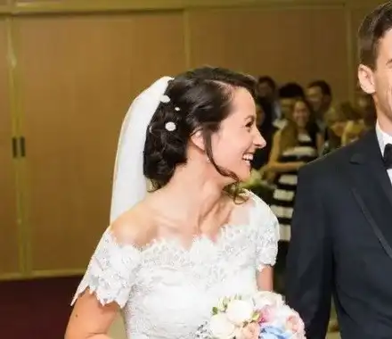 Новият шеф на НС Никола Минчев е женен за ослепителна красавица (СНИМКИ)