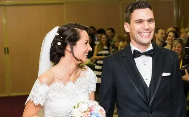 Новият шеф на НС Никола Минчев е женен за ослепителна красавица (СНИМКИ)