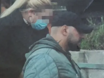 Папараци спипаха Гринго с мистериозна  блондинка