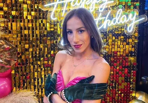 Пищен купон за РД на капитанката на грациите ни (Снимки)