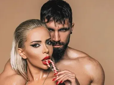 Плеймейтка забърса мачо от „Игри на волята“, пуснаха се дибидюс в нета (Гореща снимка)