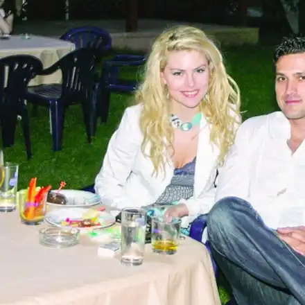 Плевнелиев събира Деси Банова и бившия й за Коледа