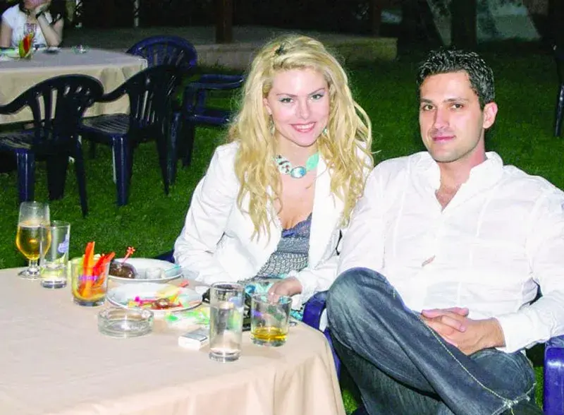 Плевнелиев събира Деси Банова и бившия й за Коледа